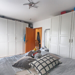 Schlafzimmer (2)