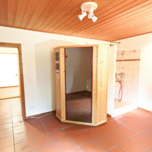 Souterrain-Dusch-Wellnessraum