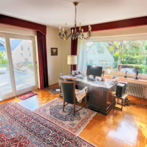 EG – Wohnzimmer – Schreibtisch