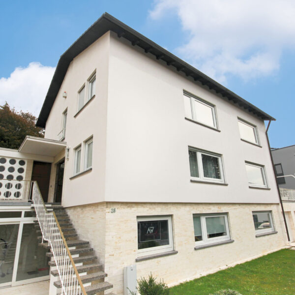 Hausansicht – Front Bild 1